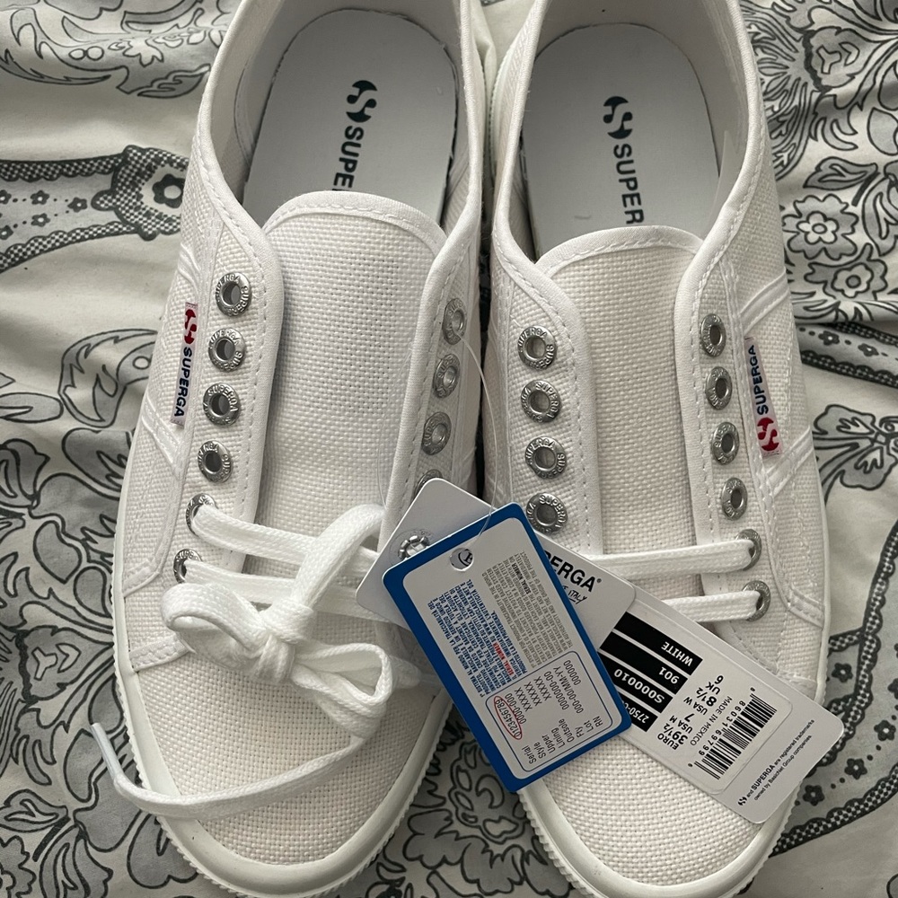 Superga Unisex 2750 Cotu Classic Sneaker size 39.5